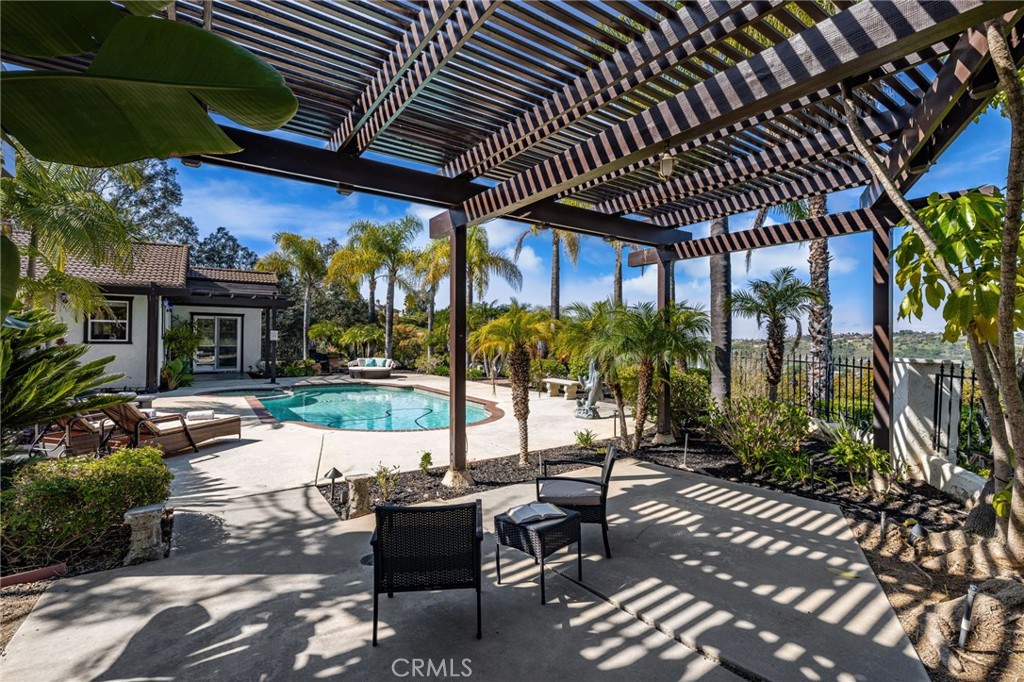 2465 Via Oeste Drive