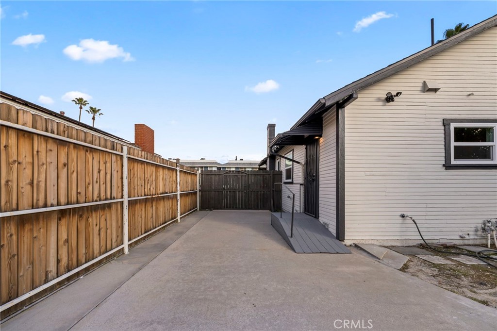 3064 Sepulveda Avenue