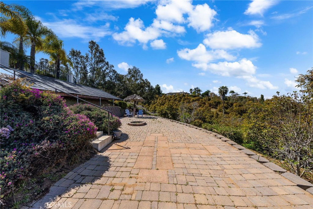 2465 Via Oeste Drive