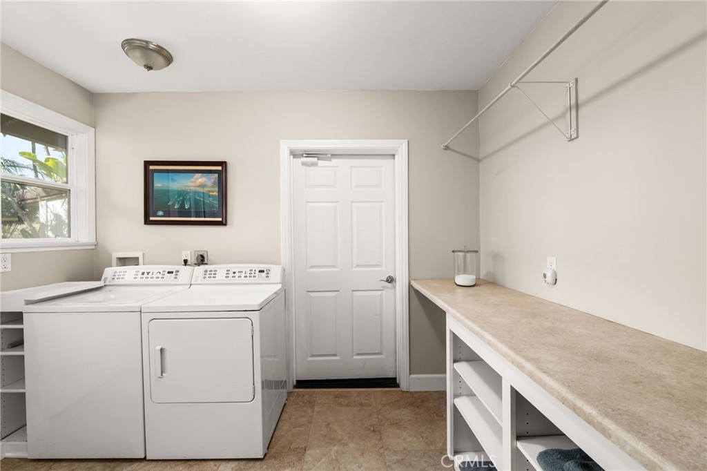 2465 Via Oeste Drive