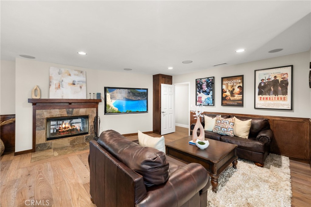 2465 Via Oeste Drive