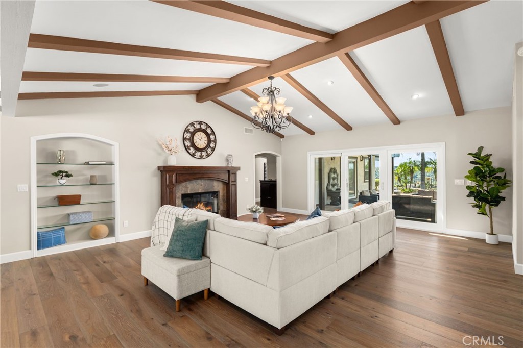 2465 Via Oeste Drive