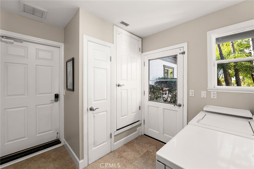 2465 Via Oeste Drive