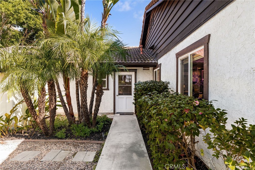 2465 Via Oeste Drive