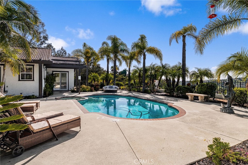 2465 Via Oeste Drive