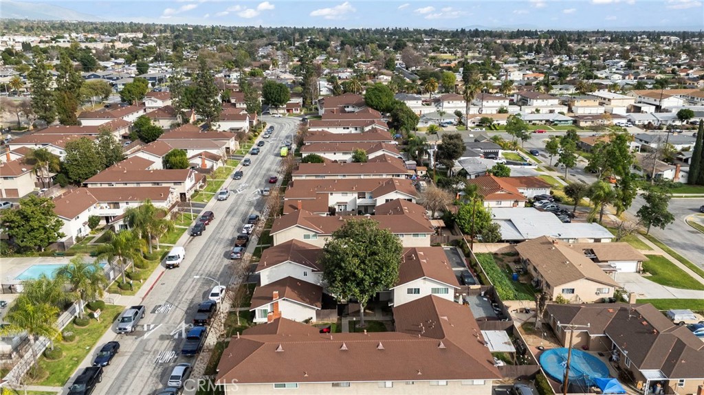 216 Whitney Avenue 2