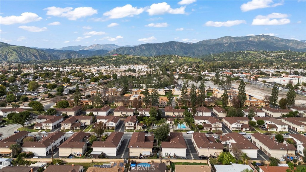 216 Whitney Avenue 2