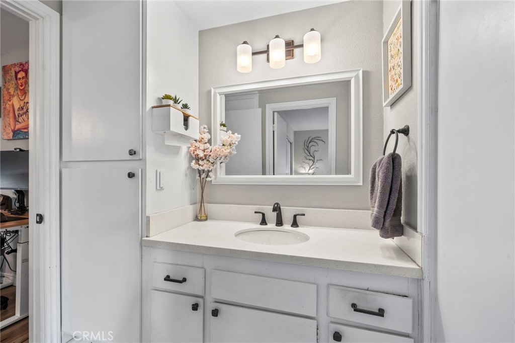 4535 Ramona Avenue 9