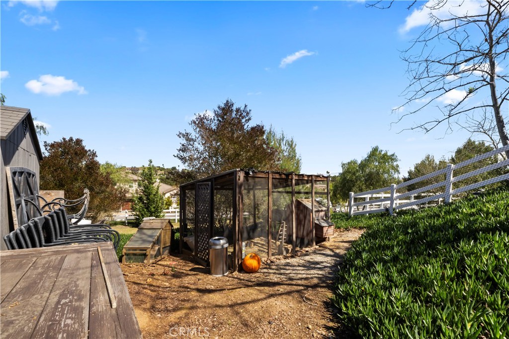 380 Highland Oaks Court