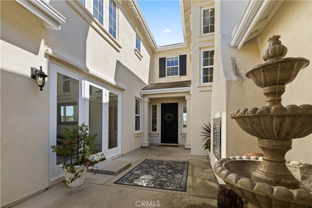 380 Highland Oaks Court