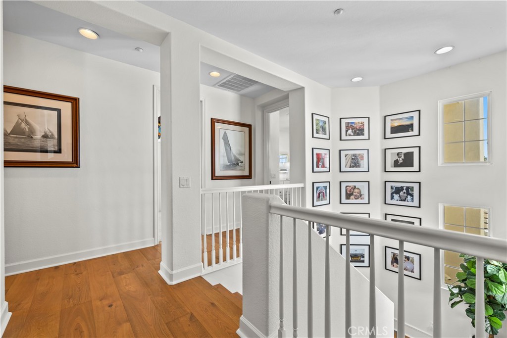 380 Highland Oaks Court