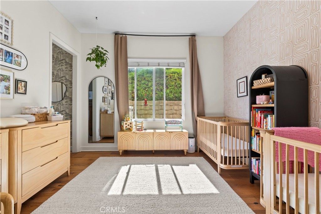 380 Highland Oaks Court