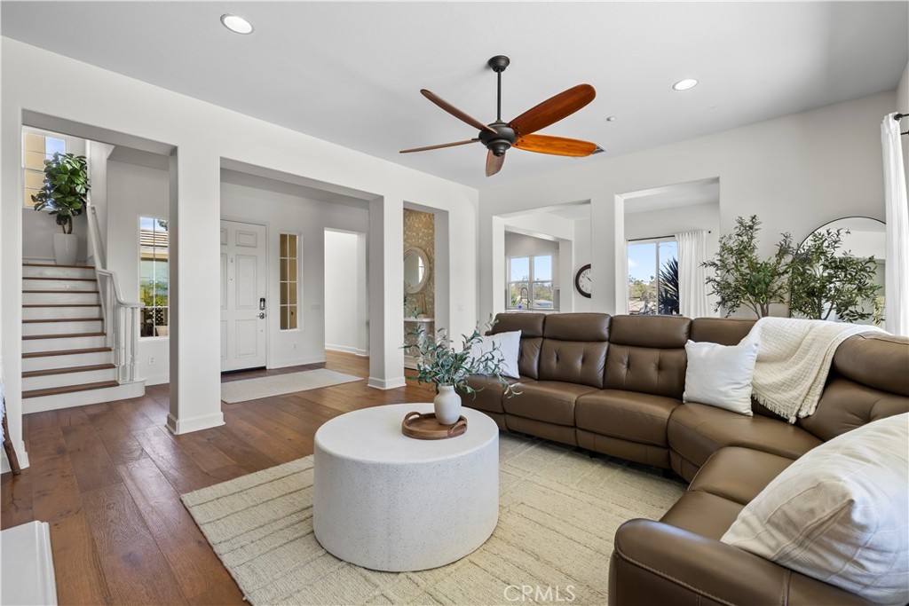 380 Highland Oaks Court