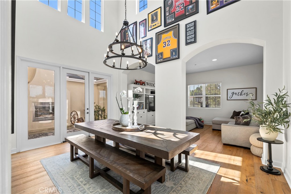 380 Highland Oaks Court