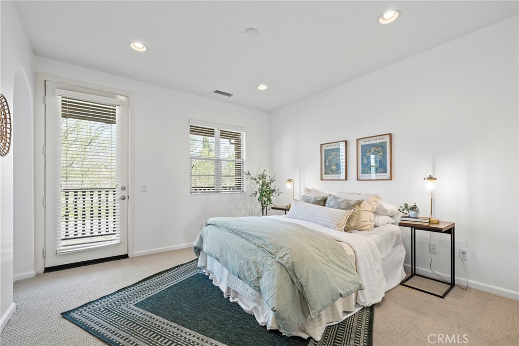 922 E Baseline Road