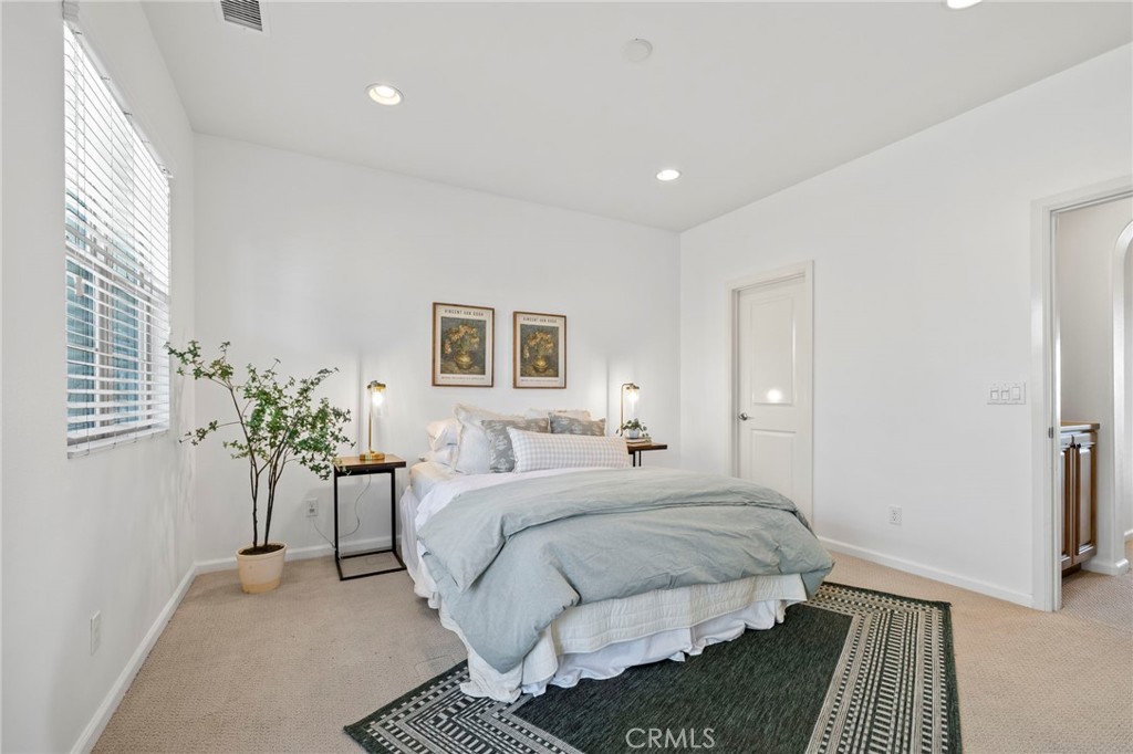 922 E Baseline Road