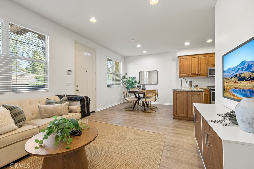 922 E Baseline Road
