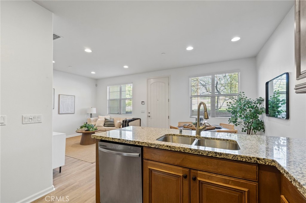 922 E Baseline Road