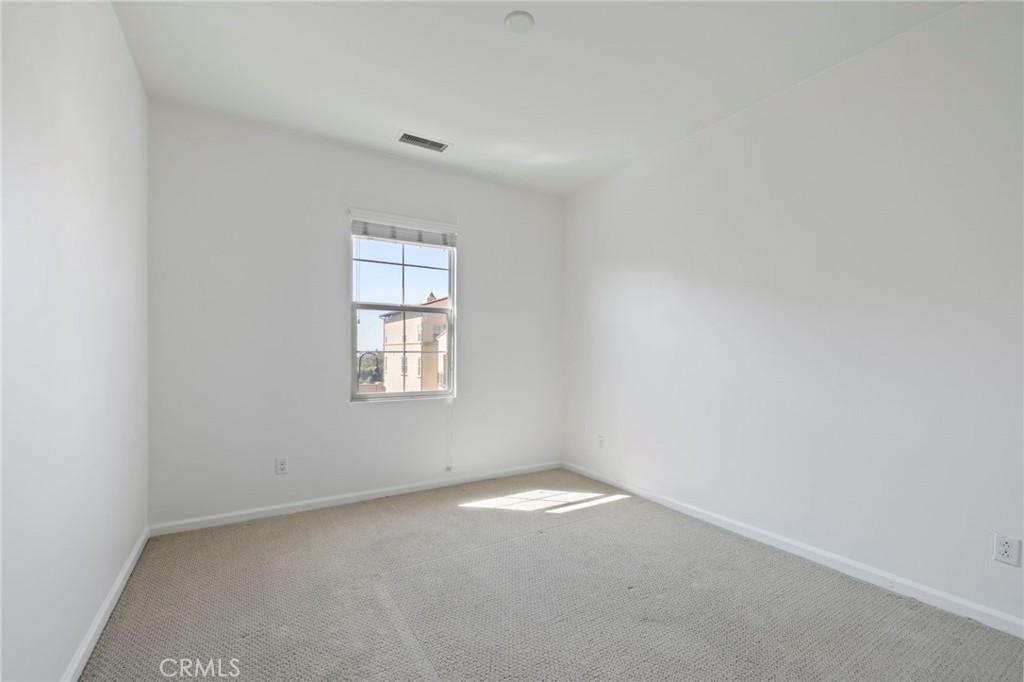 922 E Baseline Road