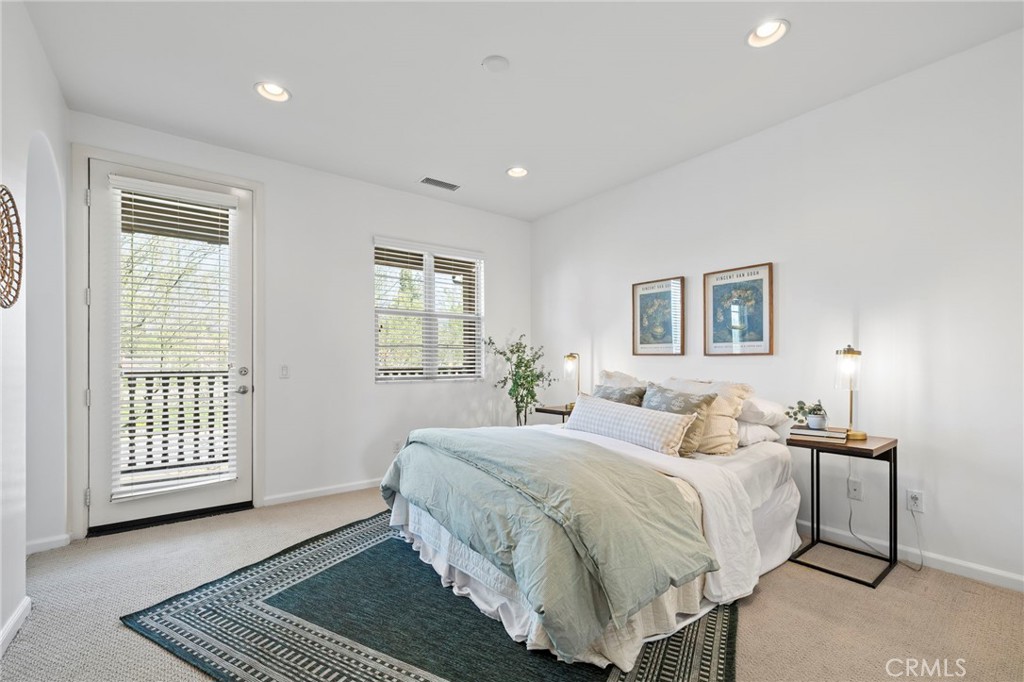 922 E Baseline Road