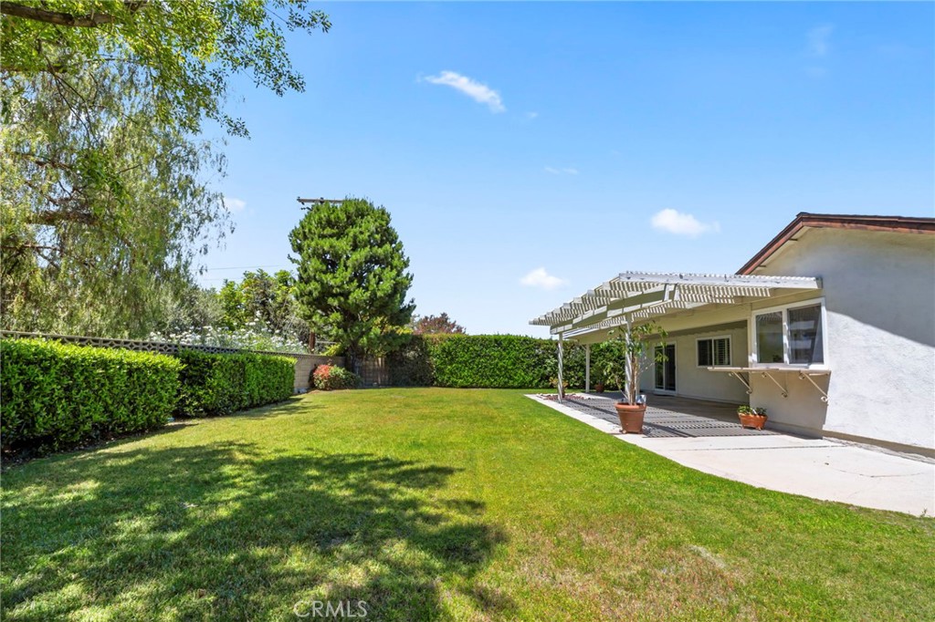 252 E Radcliffe Drive