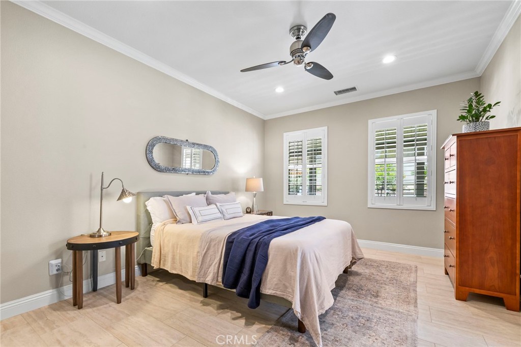 1705 Arthur Loop W