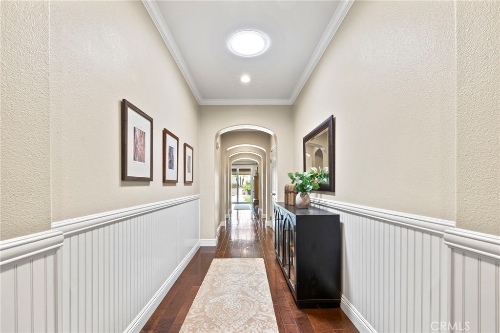1705 Arthur Loop W