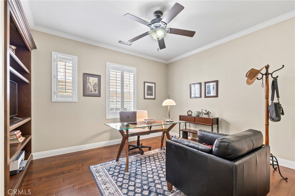 1705 Arthur Loop W