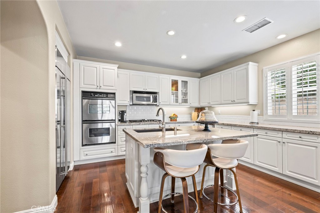 1705 Arthur Loop W