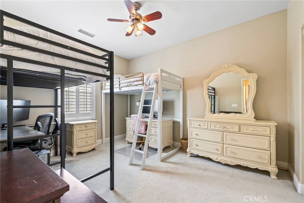 1705 Arthur Loop W