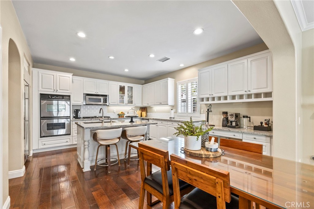 1705 Arthur Loop W