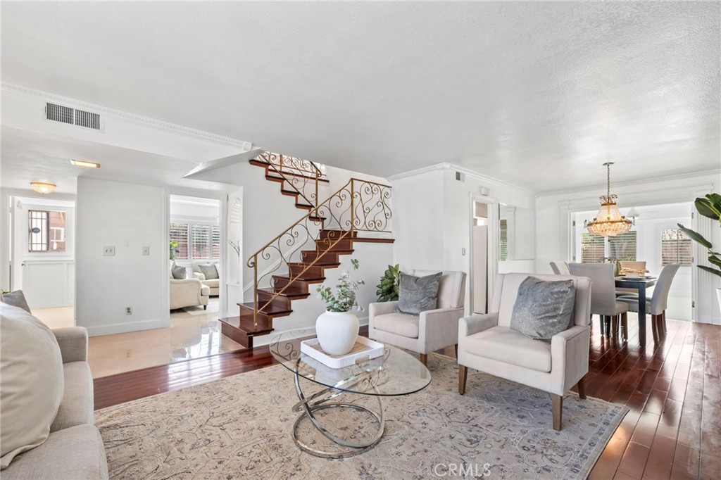 541 Fairwood Street