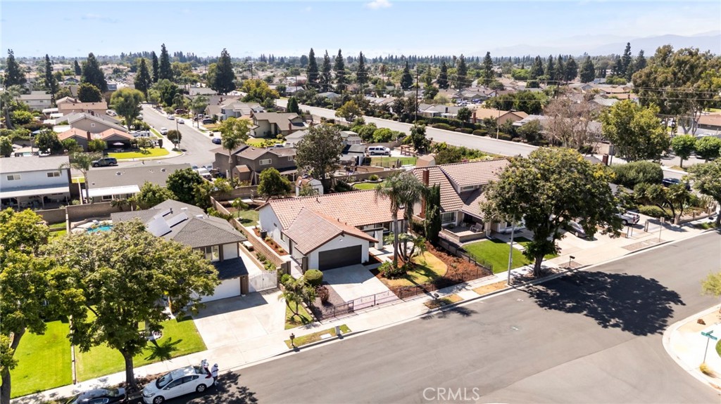 2614 Virginia Way