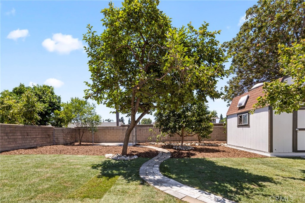 2614 Virginia Way