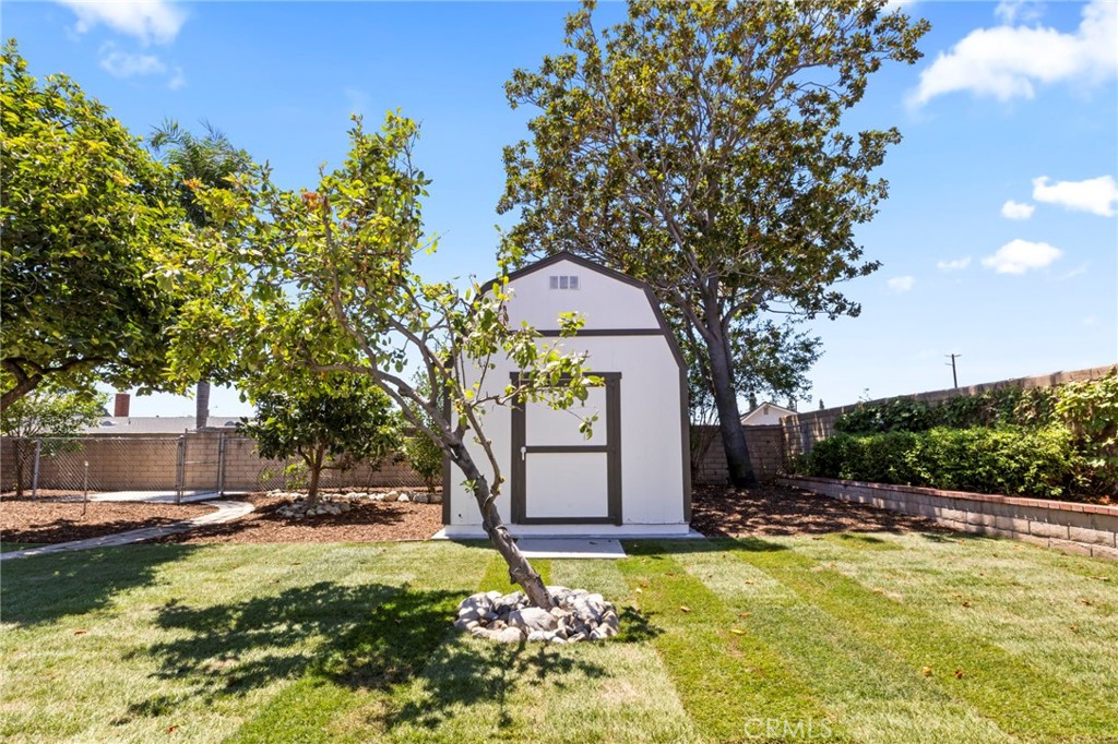 2614 Virginia Way