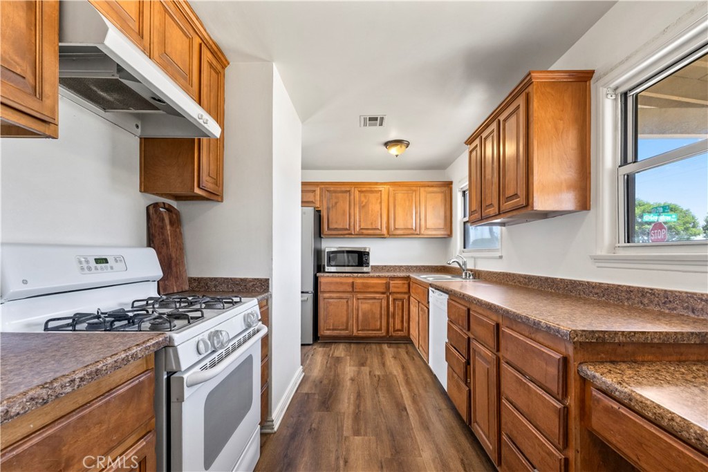 333 W 7th Street