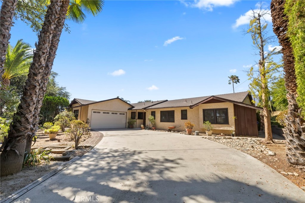 1483 Loma Sola Court