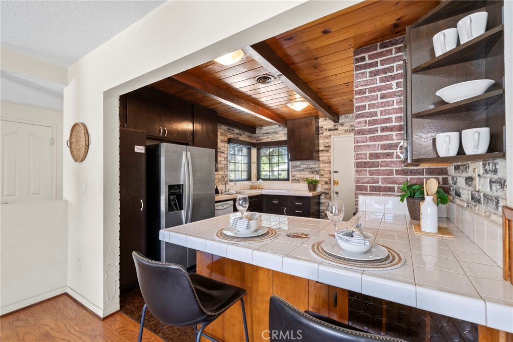 1483 Loma Sola Court