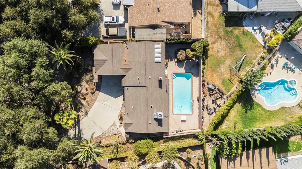 1483 Loma Sola Court