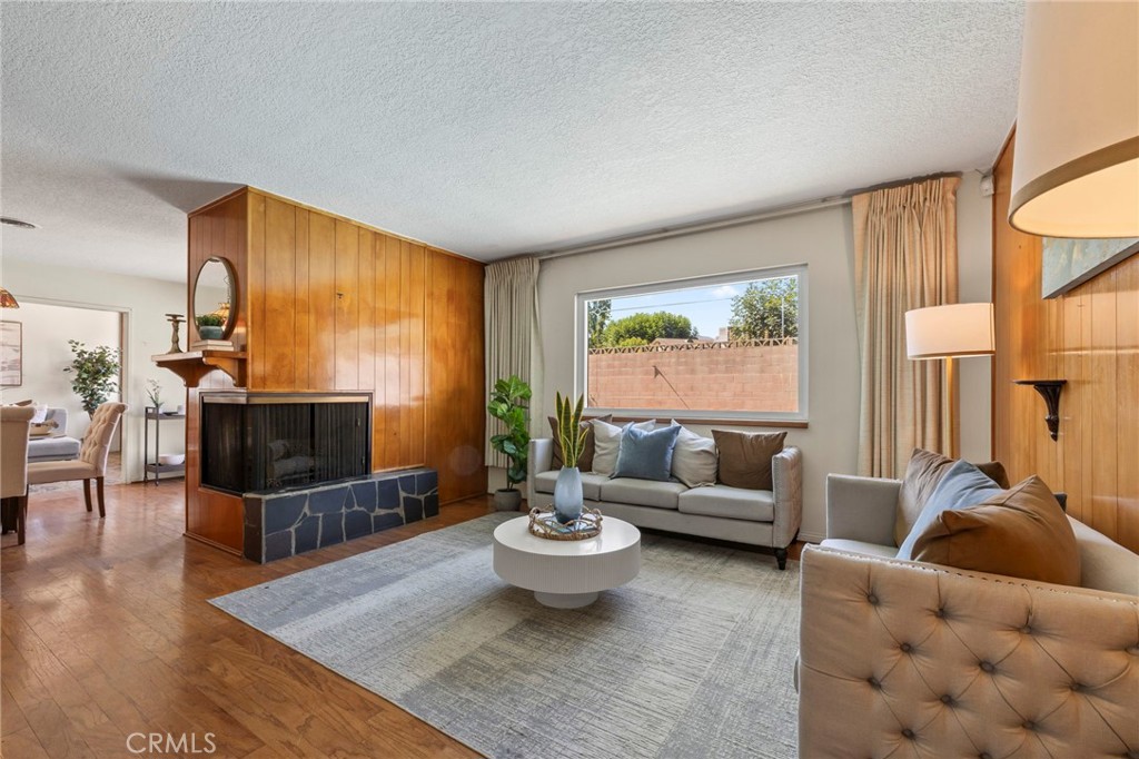 1483 Loma Sola Court