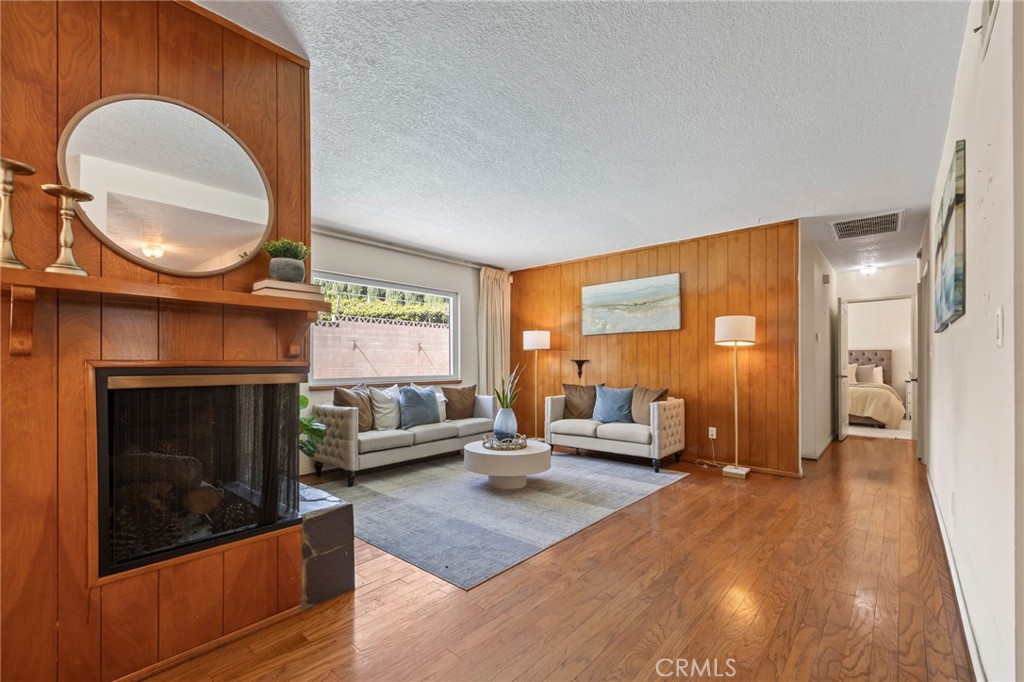 1483 Loma Sola Court