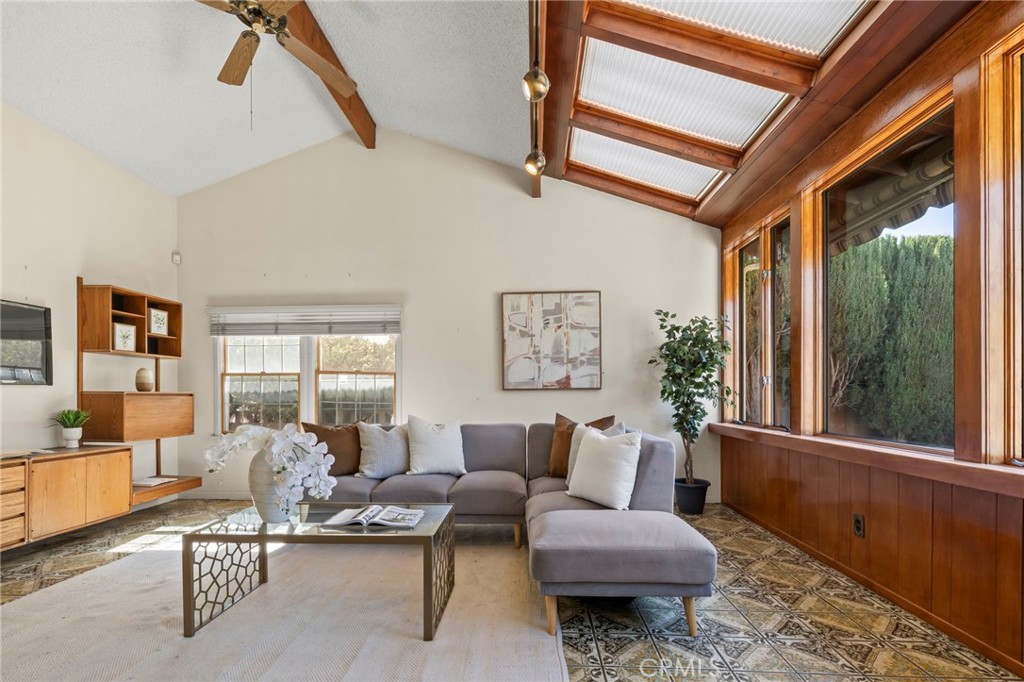 1483 Loma Sola Court