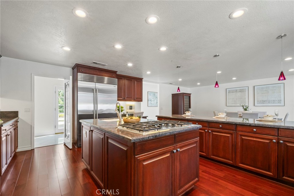 5072 Castle Court