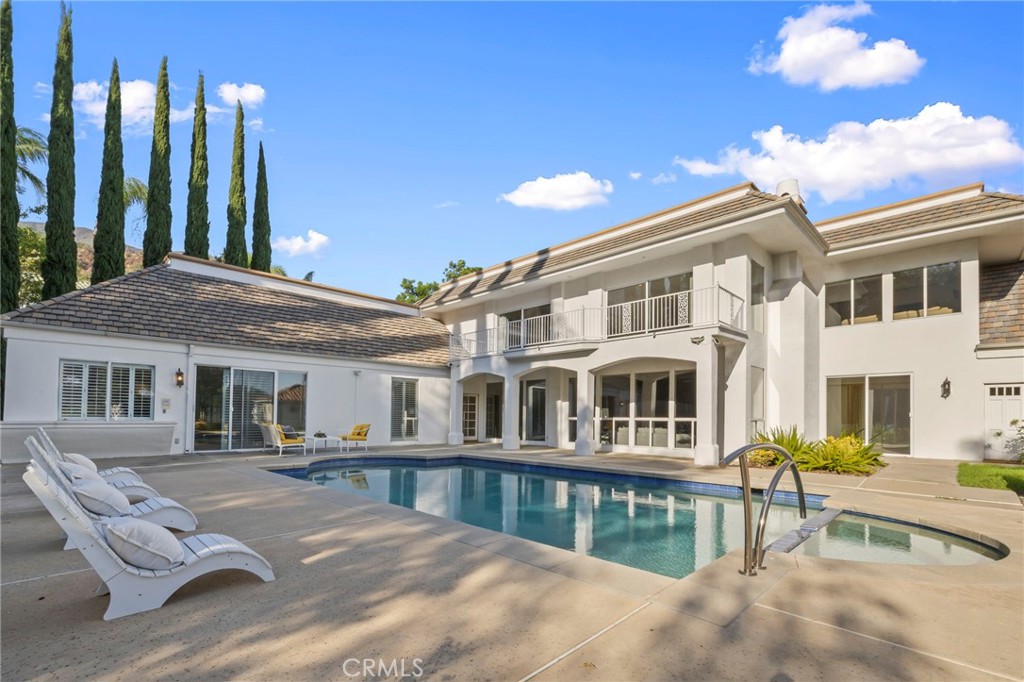 5072 Castle Court