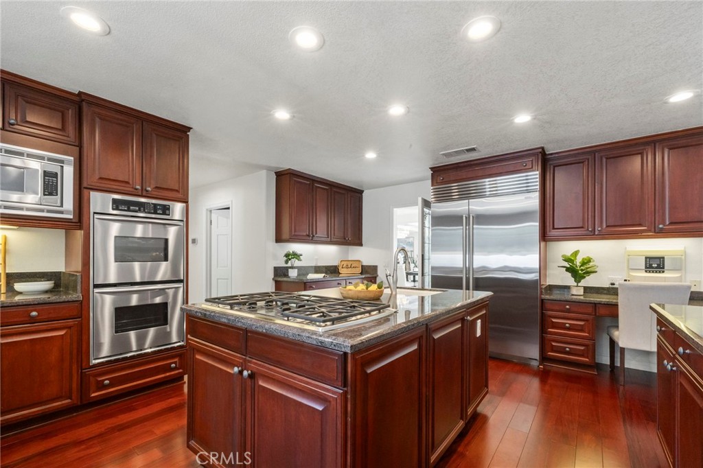 5072 Castle Court
