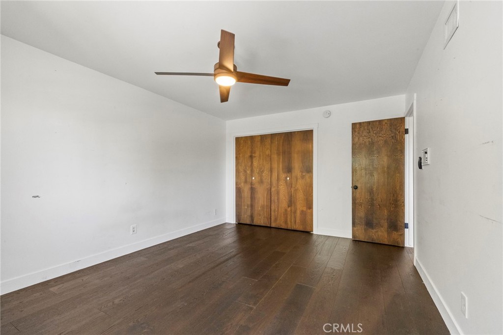 221 W Tennyson Street