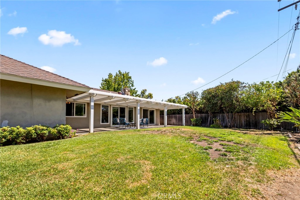 956 W 14th Street