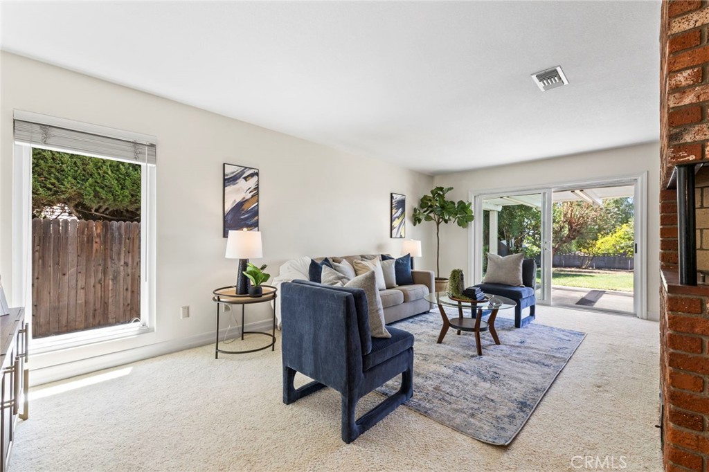 956 W 14th Street