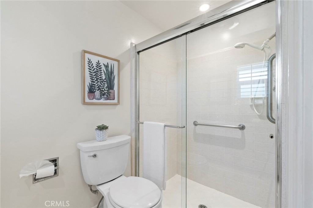 956 W 14th Street