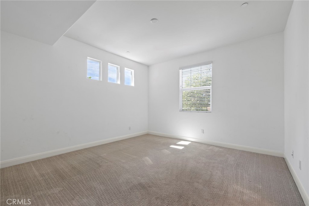 7427 Solstice Place